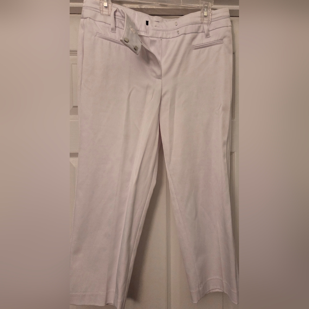 Zac & Rachel Women's White Capri Straight Leg Pants